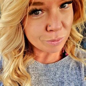 Meet your Posher, Morissa